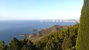 Samos - Landschaft am Weg zur Höhle