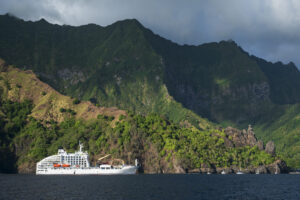 Mit dem Frachtschiff durch die Marquesas &raquo; Photo+Adventure
